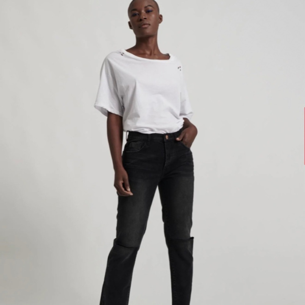NWT One Teaspoon Truckers Mid Rise Straight Leg Distressed Jeans in Volcanic 26